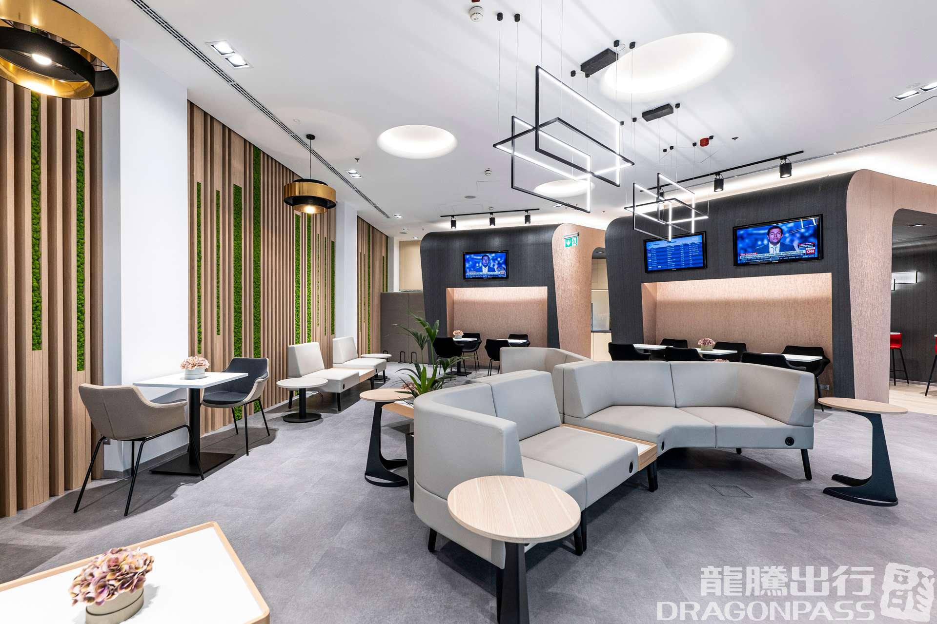 SkyCourt Lounge – photos 2