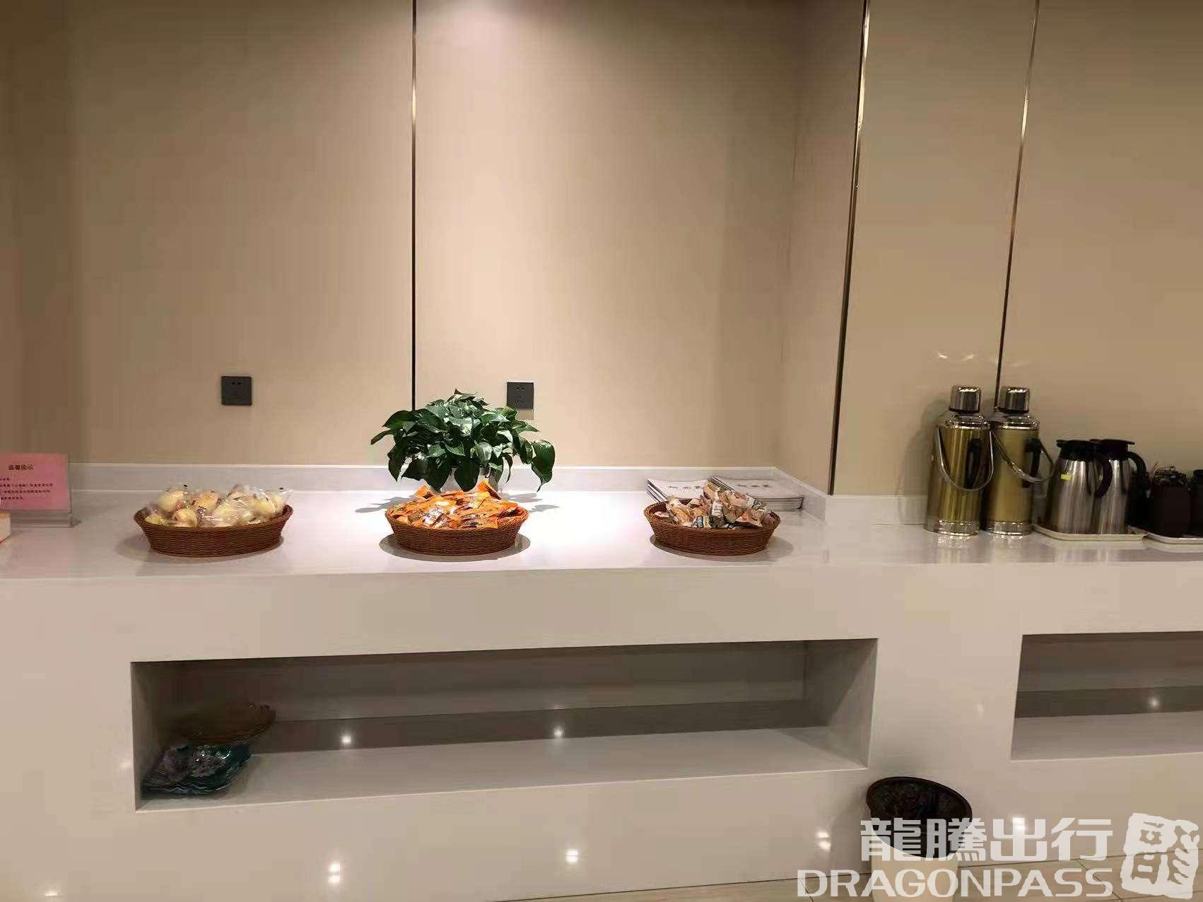 First Class Lounge – photos 7