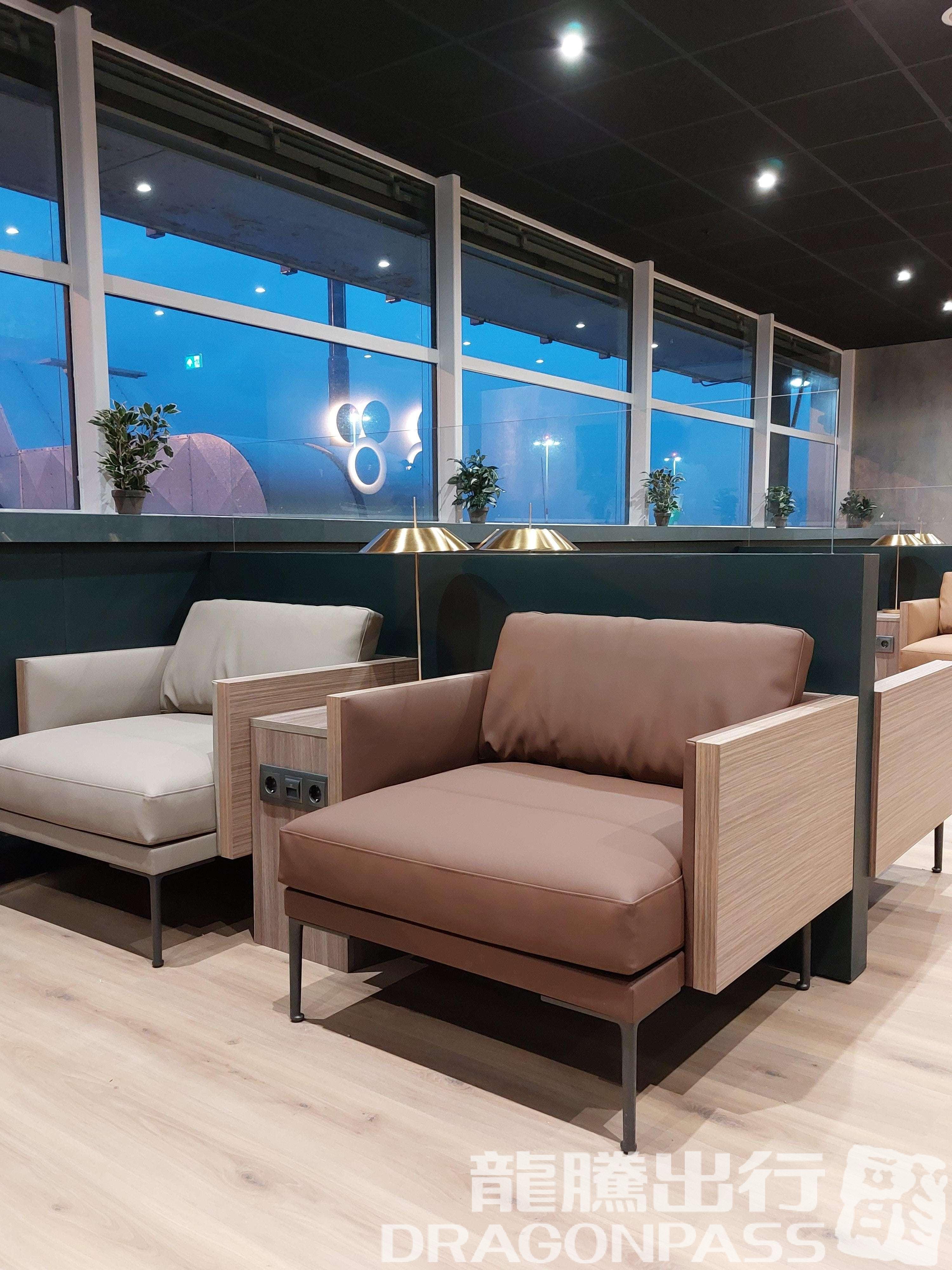 Prima Vista Lounge – photos 2