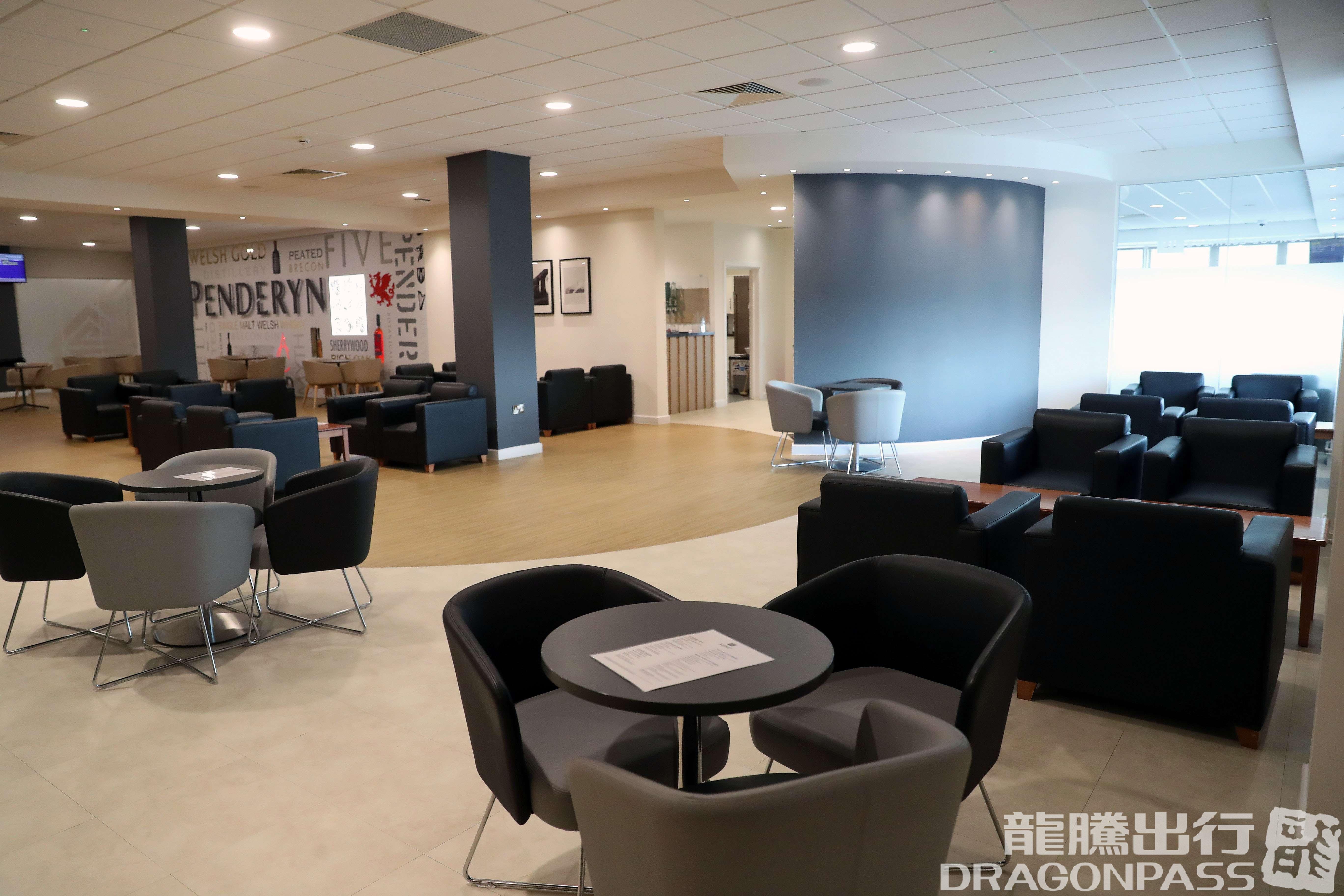 51 Degrees Executive Lounge – photos 2
