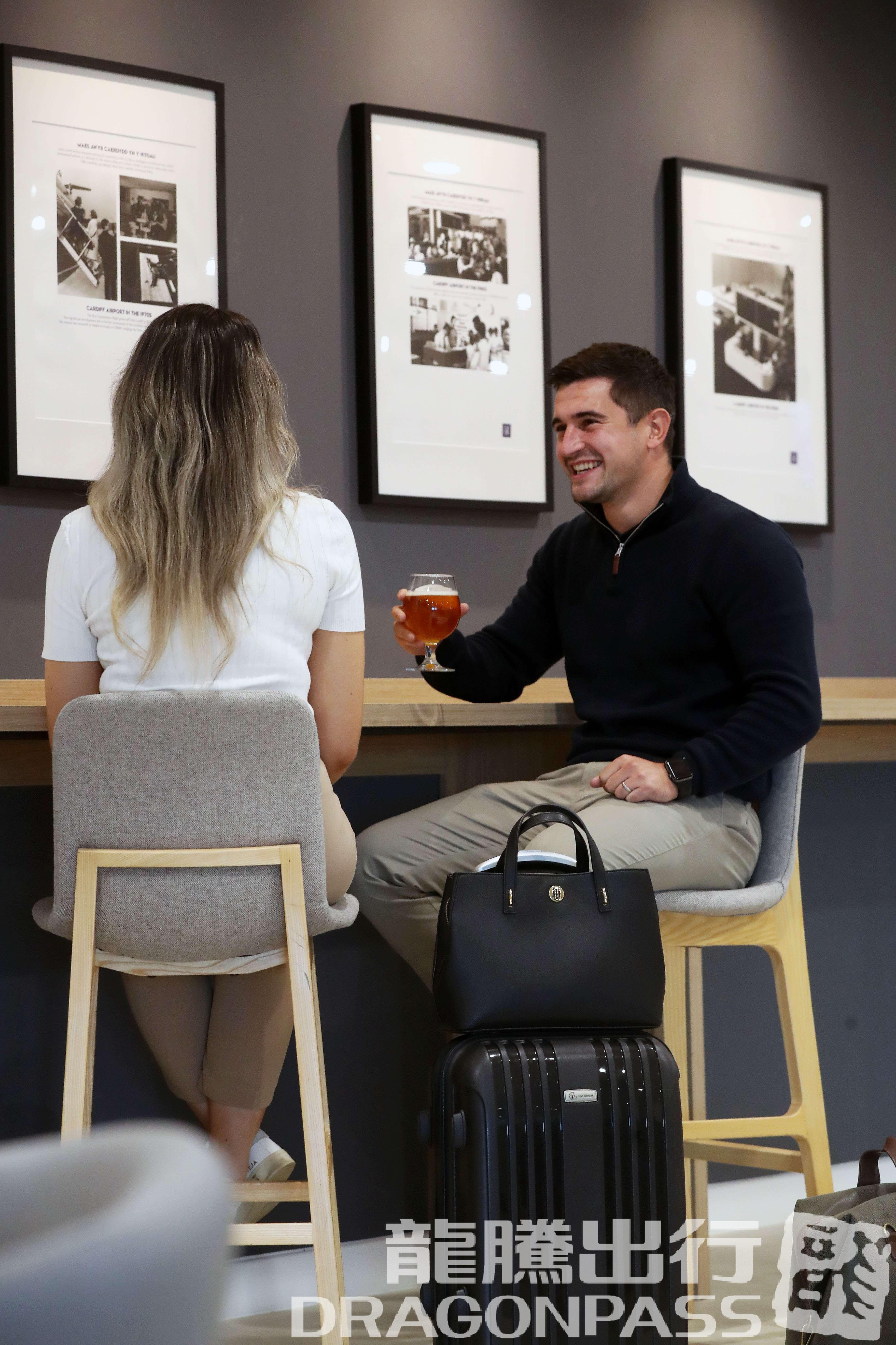 51 Degrees Executive Lounge – photos 3