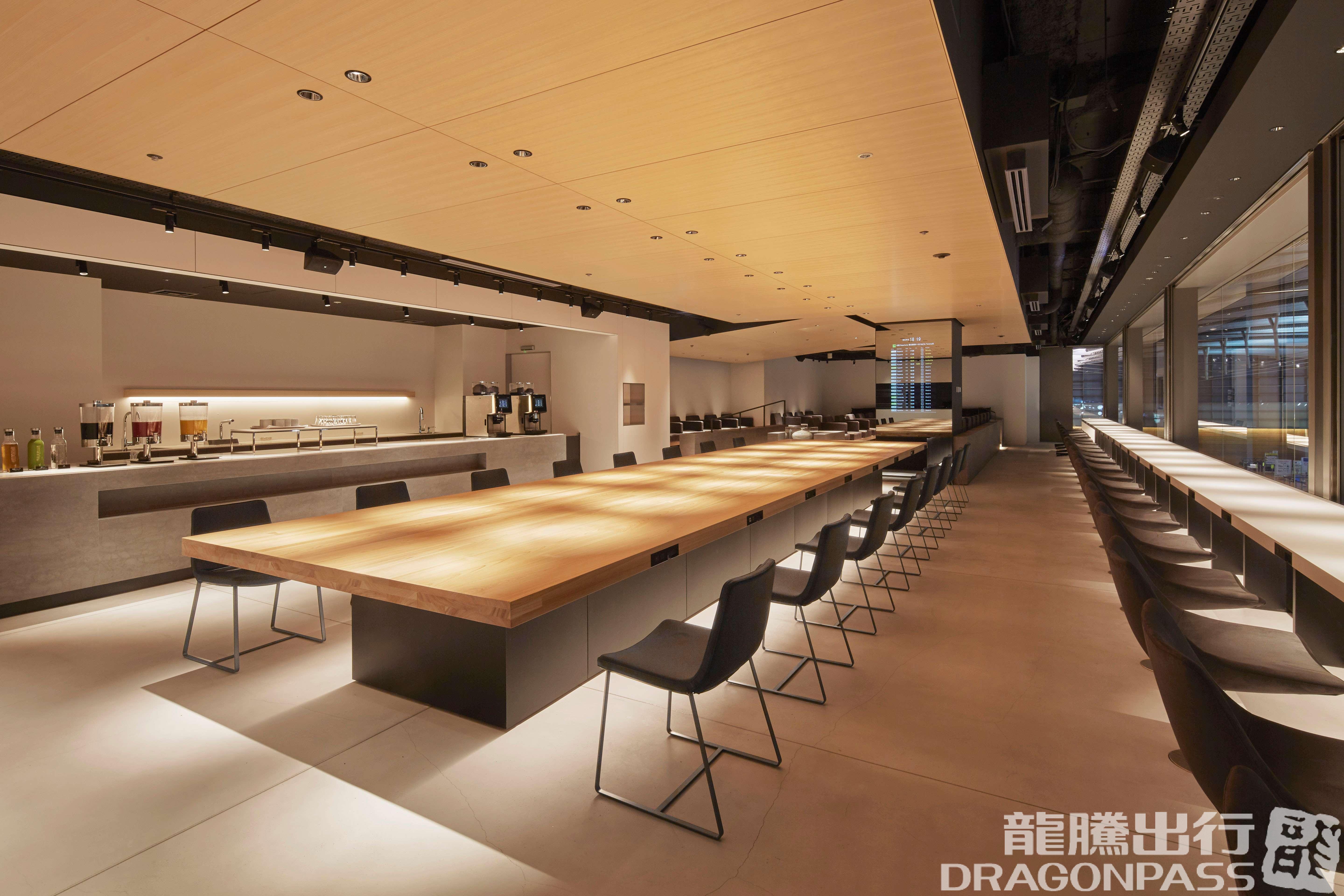 POWER LOUNGE CENTRAL(T2) – photos 3