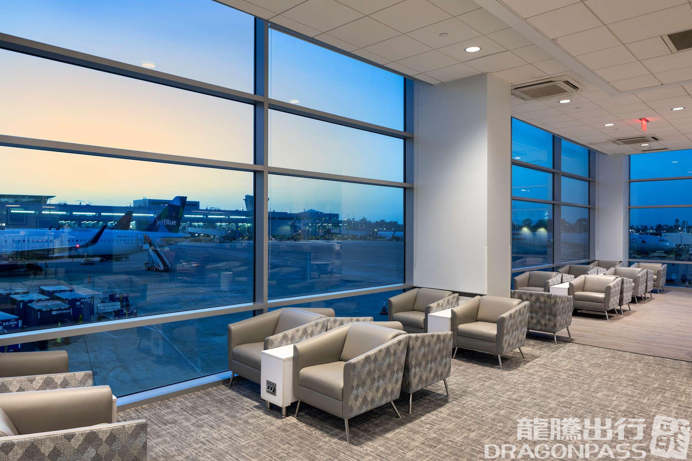 Aspire Lounge – photos 3