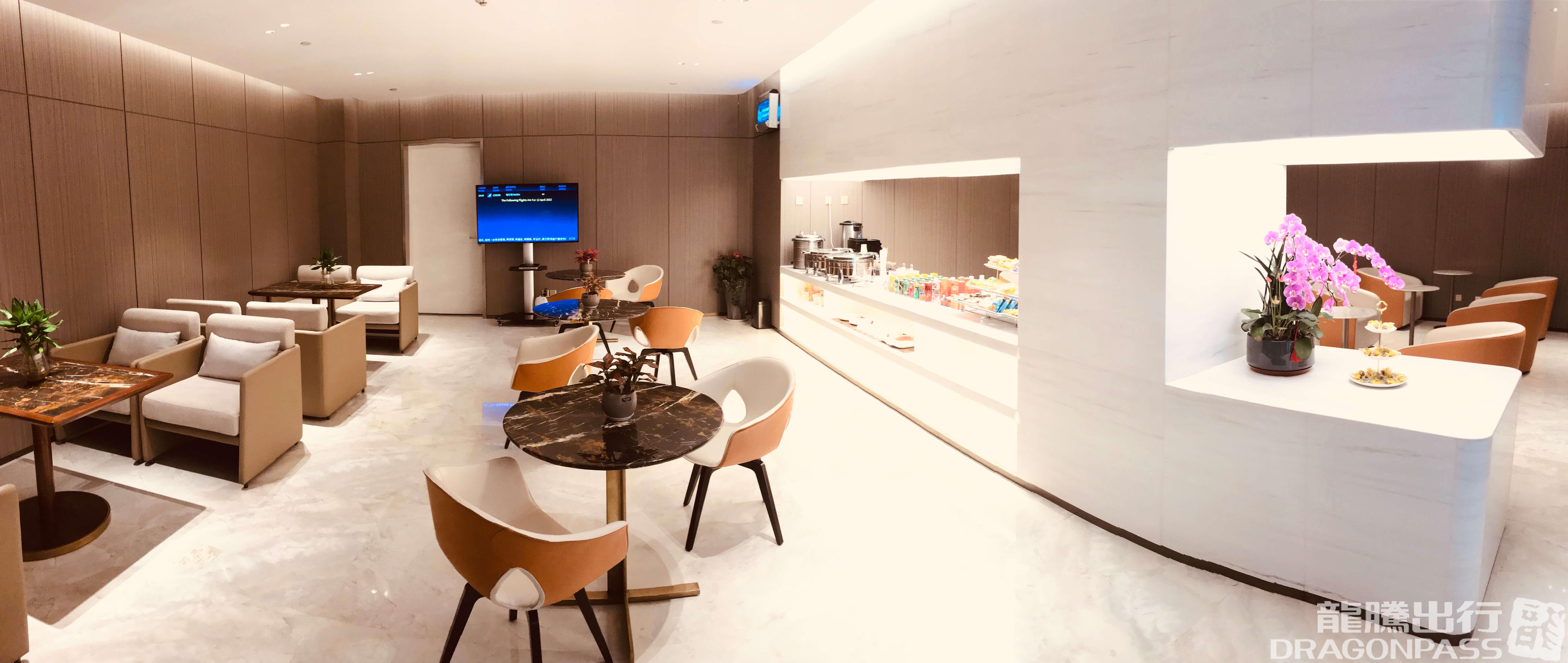Business Lounge 3 (T2 - Intl) – photos 2